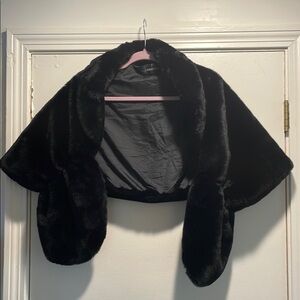 Caracilia Black Soft Sheared Faux Beaver Like Fur Cape Jacket Size L